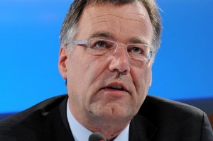 Roeseler: Criza s-a calmat, datoriile rămân