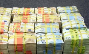 FMI recomandă BCE să pună la dispoziţia băncilor din zona euro lichidităţi mari FMI recomandă BCE să pună la dispoziţia băncilor din zona euro lichidităţi mari