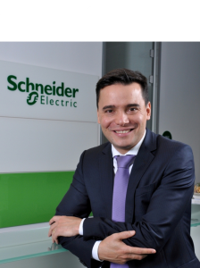 Schneider Electric România îşi consolidează echipa cu 40 noi angajaţi Schneider Electric România îşi consolidează echipa cu 40 noi angajaţi