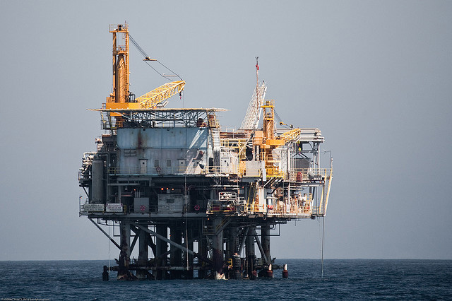 Rezerve mari de petrol, descoperite de Rosneft şi Exxon Mobil în Marea Arctică