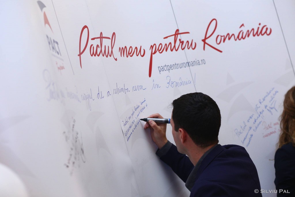 Reprezentanții PACT: "Prin PACT vrem să redăm România cetățenilor"