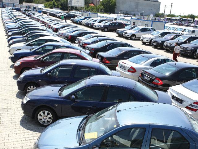 Trei din patru autoturisme vândute în România sunt second-hand, conform analizei PwC