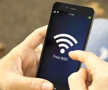 Orange oferă Wi-Fi gratuit în trenurile spre Marea Neagră
