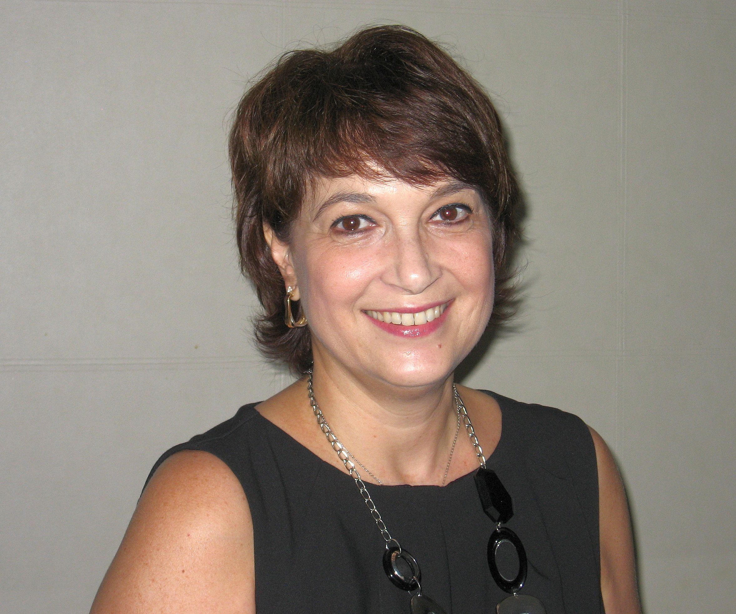 Gabriela Matei – desemnată drept noul General Manager al Microsoft România Gabriela Matei – desemnată drept noul General Manager al Microsoft România