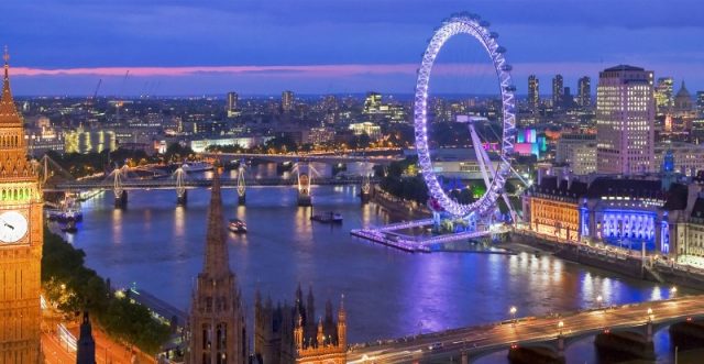 Comisia Europeană: Marea Britanie ar putea intra în recesiune anul viitor după Brexit