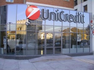 UniCredit Bank îmbunătățește oferta pentru depozitele la termen în lei și oferă clienților persoane fizice dobânzi până la 6% pe an