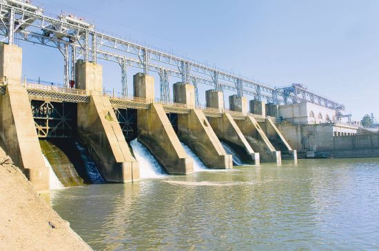 Hidroelectrica a terminat lucrările de modernizare și urmează să pună în funcțiune stațiile de 110kV aferente CHE Voila și CHE Viștea