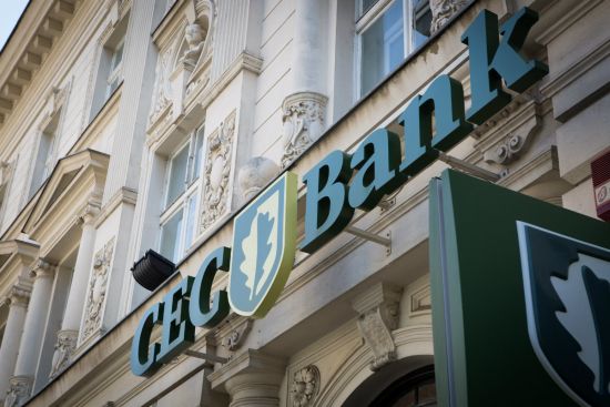 CEC Bank plătește dividende de 634,3 milioane lei statului român