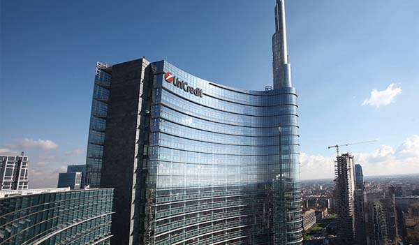 UniCredit inovează și investeşte permanent în digitalizarea activității sale