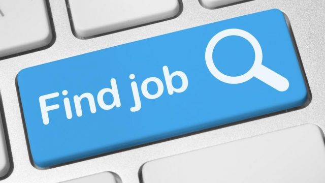 Sondaj BestJobs: Unul din doi angajați români crede că economia trebuie repornită cu orice risc și așteaptă să se întoarcă la birou vara aceasta Sondaj BestJobs: Unul din doi angajați români crede că economia trebuie repornită cu orice risc și așteaptă să se întoarcă la birou vara aceasta