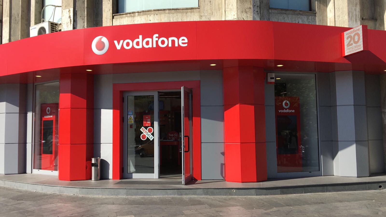Vodafone România a deschis un nou magazin în centrul Bucureștiului