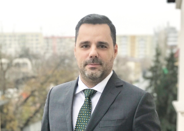 Răzvan Diaconescu, Director General IMPULS – Leasing România: Orice firmă e făcută din oameni, altfel nu există
