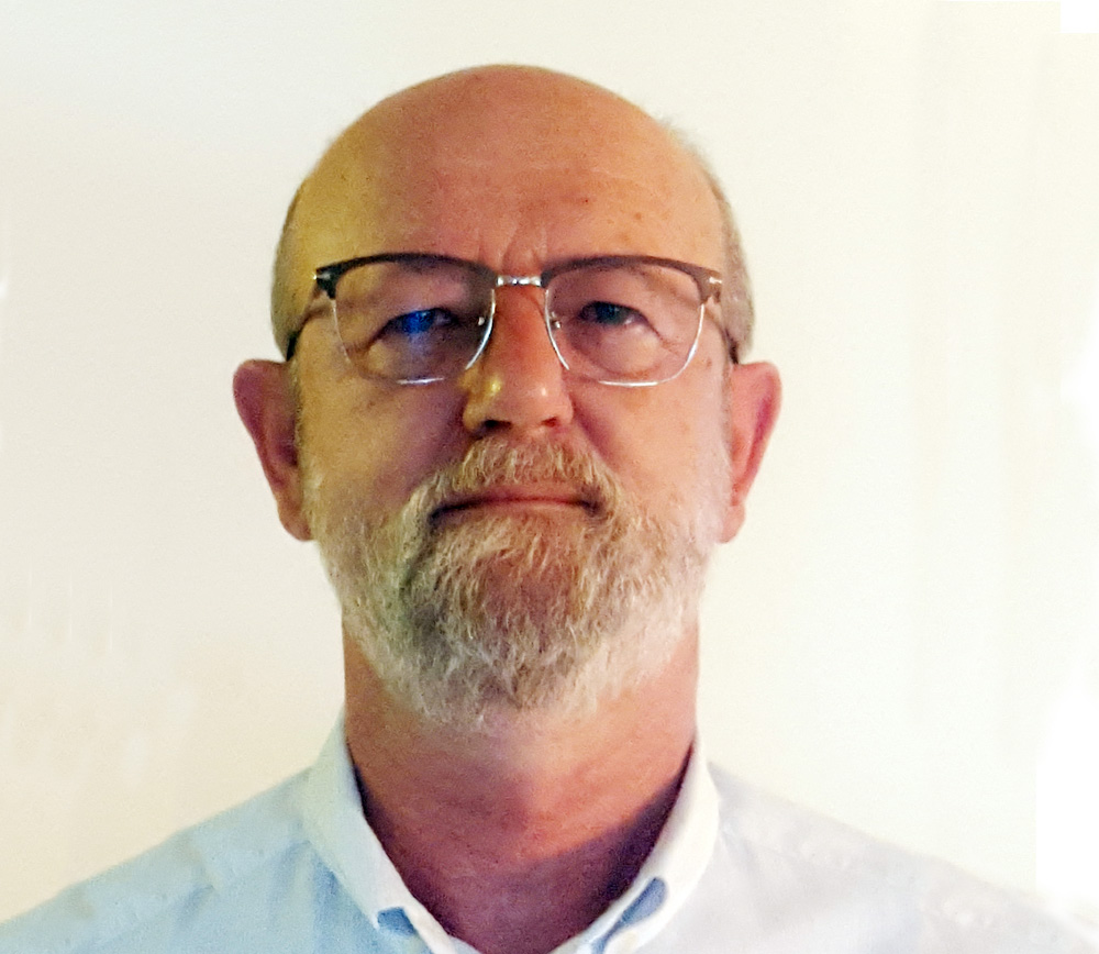 Doru Rădușean: “Românii prind gustul produselor BIO
şi încep să mănânce mai sănătos” Doru Rădușean: “Românii prind gustul produselor BIO
şi încep să mănânce mai sănătos”