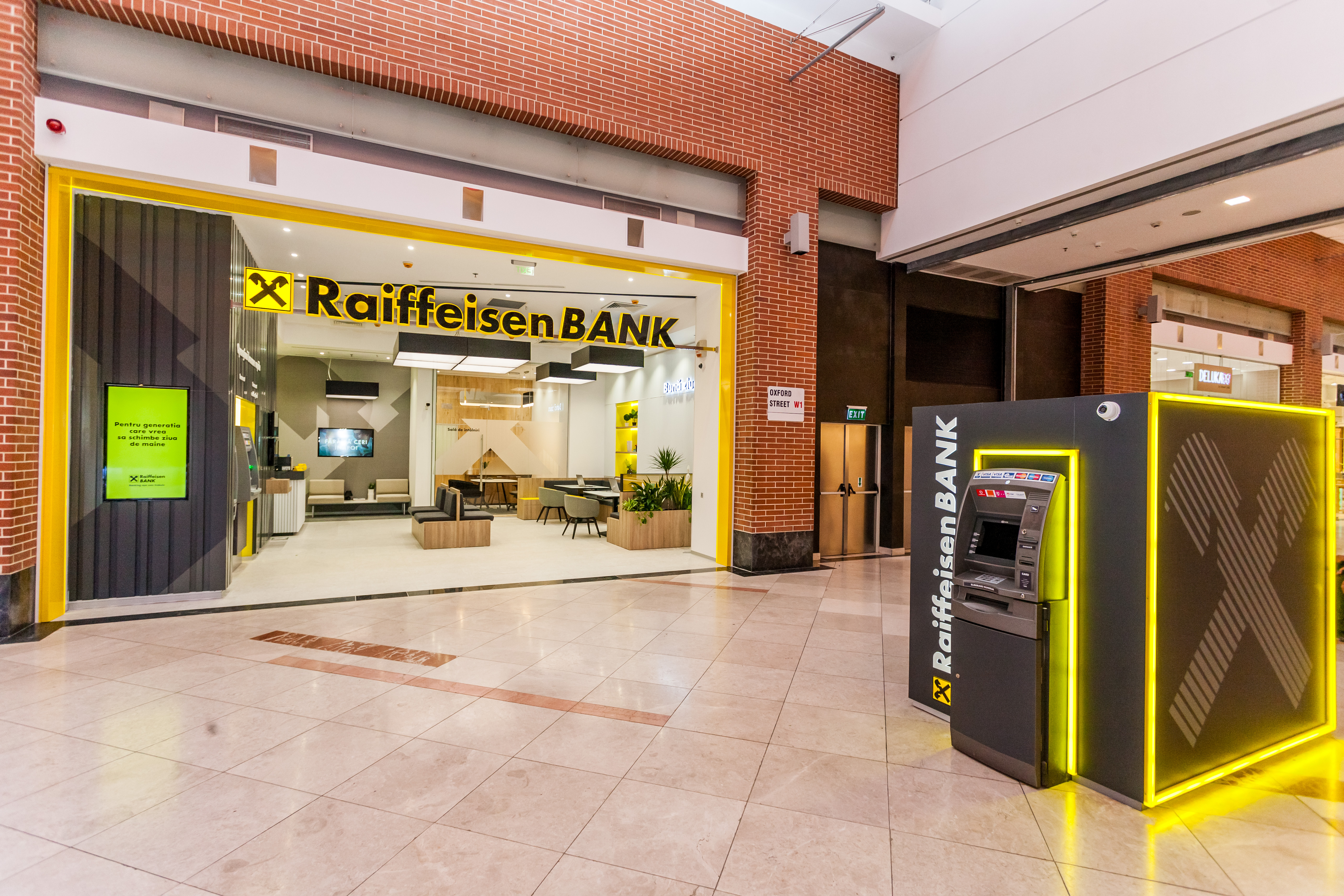 Raiffeisen Bank face primul pas spre generaţia viitoare de agenţii bancare