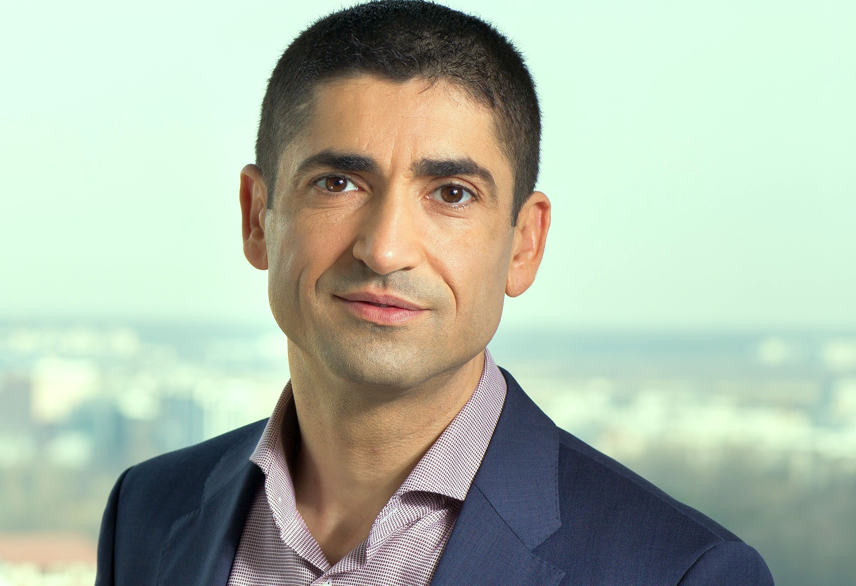 Impact Developer & Contractor îl numește director de marketing pe Răzvan Ionescu, ex-marketing director B2B al Telekom Romania