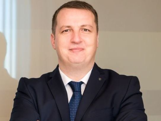 Ameliorarea percepţiei de risc investiţional coboară ratele dobânzilor