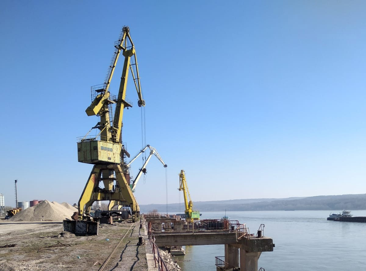 Grupul de firme Interagro și Nitron Group USA dezvoltă cel mai mare terminal de comerț cu îngrășăminte din Estul și Sud-Estul Europei Grupul de firme Interagro și Nitron Group USA dezvoltă cel mai mare terminal de comerț cu îngrășăminte din Estul și Sud-Estul Europei
