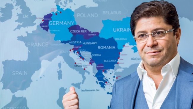 Grupul GRAMPET vine în sprijinul spitalelor şi donează 10 aparate şi 10.000 de kituri pentru testarea COVID-19, în toată ţara Grupul GRAMPET vine în sprijinul spitalelor şi donează 10 aparate şi 10.000 de kituri pentru testarea COVID-19, în toată ţara