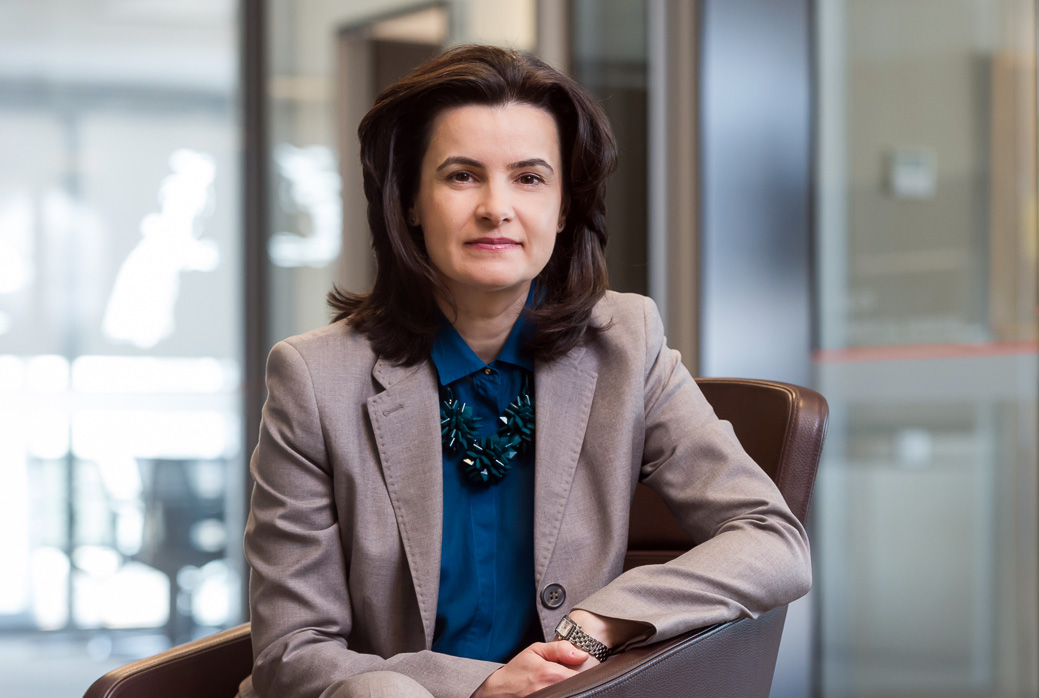 Mihaela Bîtu, CEO, ING Bank România: Vom face față contextului dificil printr-o abordare consecventă, bazată pe inovație și transparență