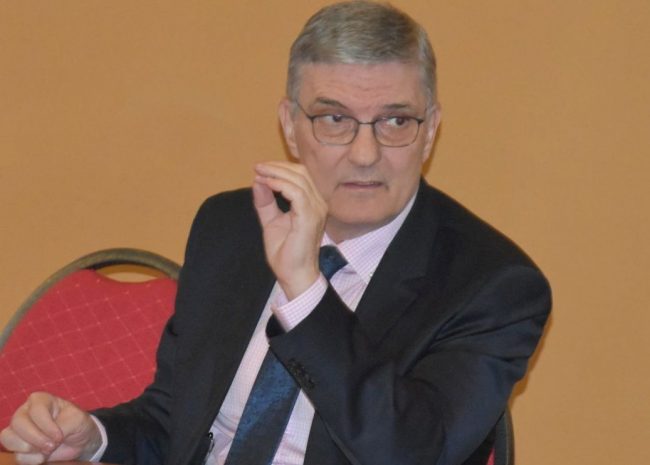 Consiliul Fiscal vede economia României în 2020 într-un pastel mult mai întunecat de negru
