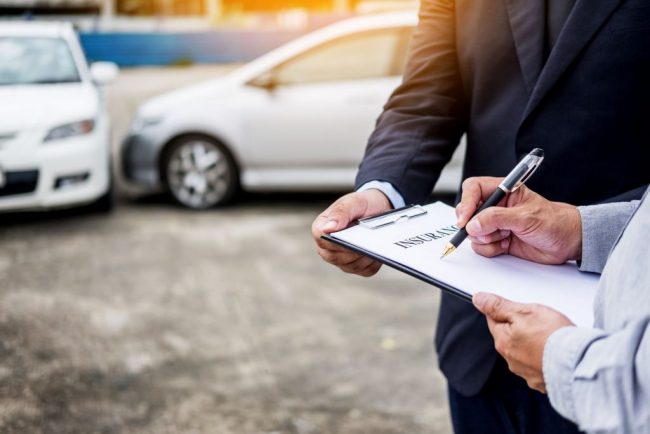 Creștere de 36% a despăgubirilor plătite de asigurători în baza polițelor RCA