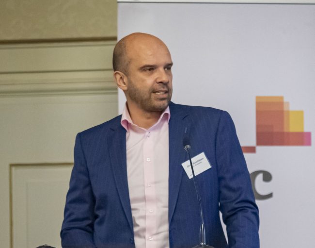 Tehnologia, esențială în adaptarea companiilor la schimbări, dar planificarea și talentele fac diferența Tehnologia, esențială în adaptarea companiilor la schimbări, dar planificarea și talentele fac diferența