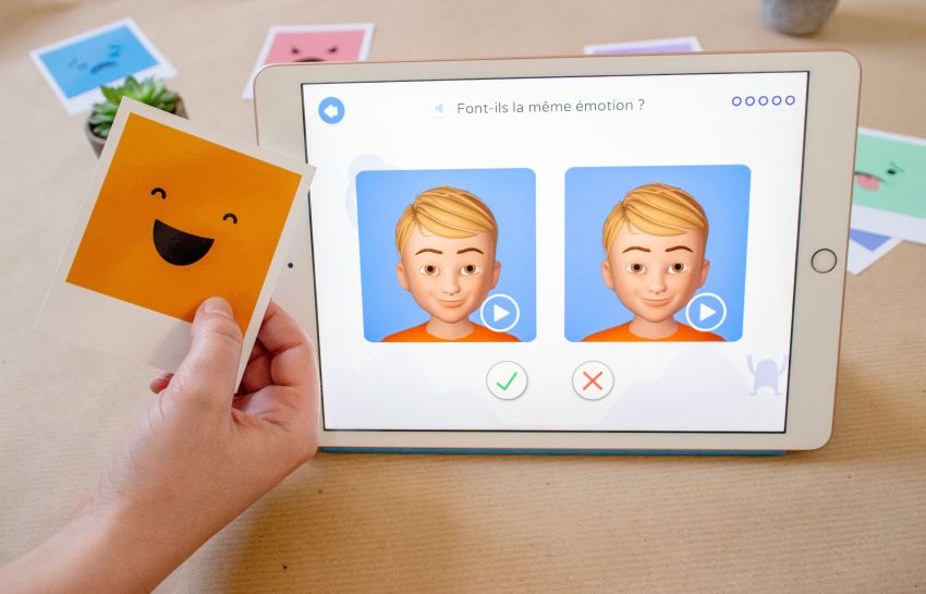 Un startup pornit în Franța de o româncă vrea să revoluționeze procesul de dezvoltare a abilităților socio-emoționale cu Emoface, o aplicație care generează avataruri 3D capabile să exprime diferite emoții în context social Un startup pornit în Franța de o româncă vrea să revoluționeze procesul de dezvoltare a abilităților socio-emoționale cu Emoface, o aplicație care generează avataruri 3D capabile să exprime diferite emoții în context social