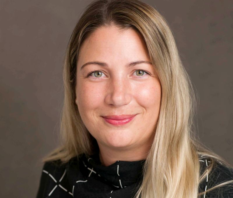 Tetra Pak o numește pe Lyndsey Loyden-Edwards director general pentru Europa de Est Tetra Pak o numește pe Lyndsey Loyden-Edwards director general pentru Europa de Est