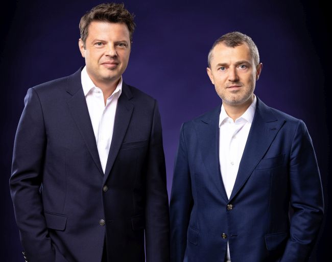 One United Properties încheie cu succes cea mai mare ofertă publică primară de acțiuni din ultimii 4 ani și devine a treia cea mai mare companie antreprenorială românească listată la Bursa de Valori București One United Properties încheie cu succes cea mai mare ofertă publică primară de acțiuni din ultimii 4 ani și devine a treia cea mai mare companie antreprenorială românească listată la Bursa de Valori București