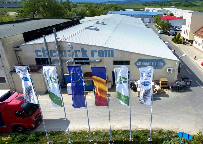 EximBank finanțează cu 30 mil. lei dezvoltarea companiei brașovene Chemark Rom EximBank finanțează cu 30 mil. lei dezvoltarea companiei brașovene Chemark Rom
