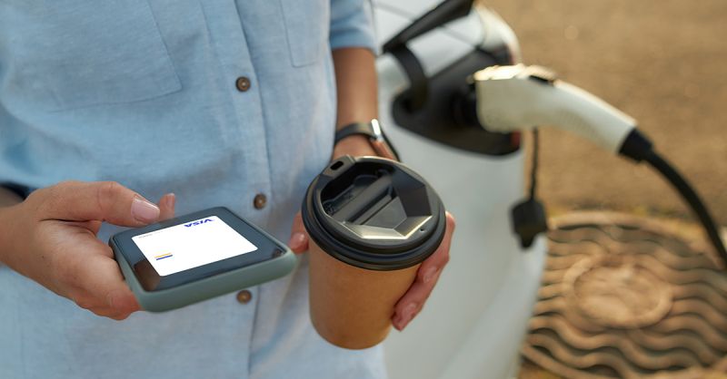 Visa face un apel pentrustandardizarea sistemelor de plată la încărcarea vehiculelor electrice Visa face un apel pentrustandardizarea sistemelor de plată la încărcarea vehiculelor electrice