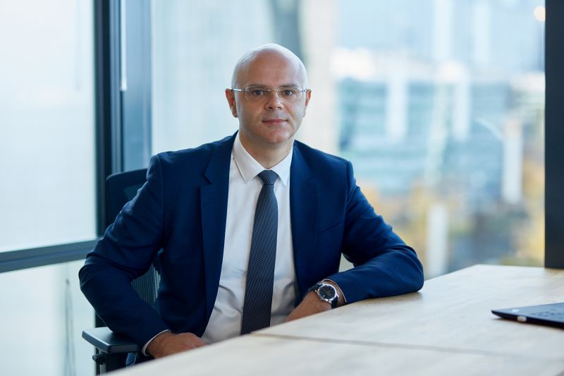 Băncile au adoptat o strategie ambițioasă pe termen lungîn ceea ce privește sustenabilitatea, însă mai au încă de lucru la guvernanța și raportarea aspectelor de ESG, arată un studiu realizat de Mazars Băncile au adoptat o strategie ambițioasă pe termen lungîn ceea ce privește sustenabilitatea, însă mai au încă de lucru la guvernanța și raportarea aspectelor de ESG, arată un studiu realizat de Mazars