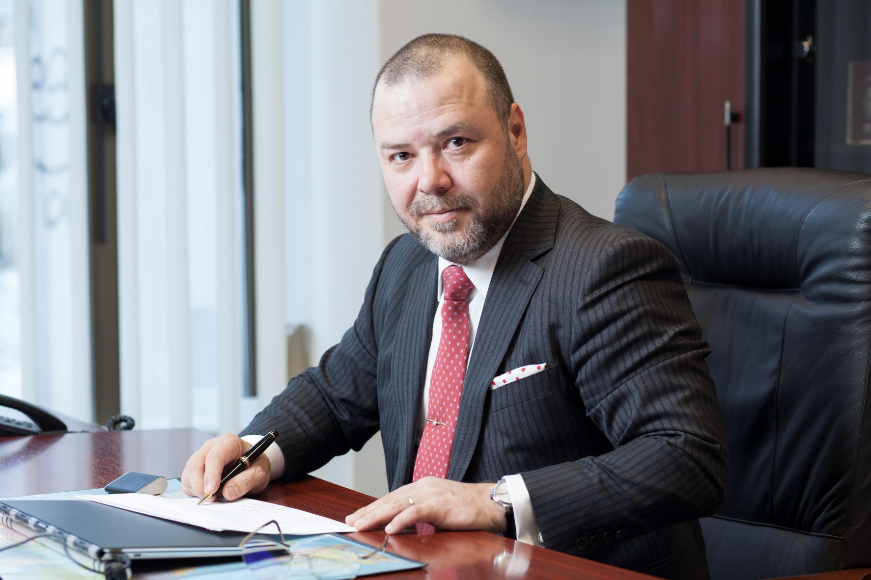 Florin Dănescu, ARB: „În fața problemelor actuale din societate oamenii nu trebuie să fie pesimiști, ci precauți” Florin Dănescu, ARB: „În fața problemelor actuale din societate oamenii nu trebuie să fie pesimiști, ci precauți”