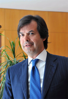 Intesa Sanpaolo, primul loc în Europa pentru relațiile cu investitorii instituționali și analiștii financiari și pentru aspectele ESG. Carlo Messina, cel mai bun CEO pentru al cincilea an consecutiv