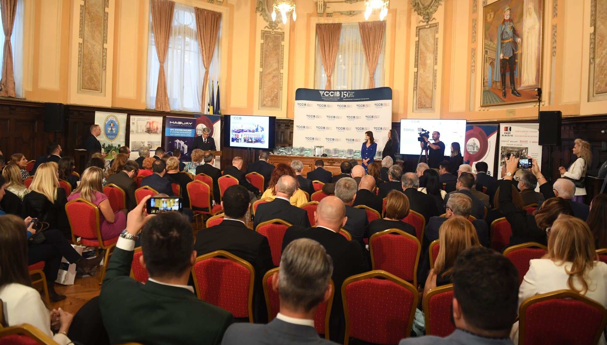Camera bucureșteană a premiat excelența în afaceri la Topul firmelor Camera bucureșteană a premiat excelența în afaceri la Topul firmelor