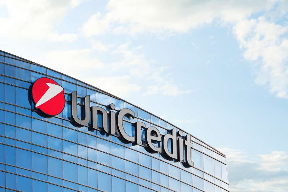 UniCredit Bank a extins lista de valute tranzacționabile cu peste 90 de valute noi,  pentru clienții săi companii