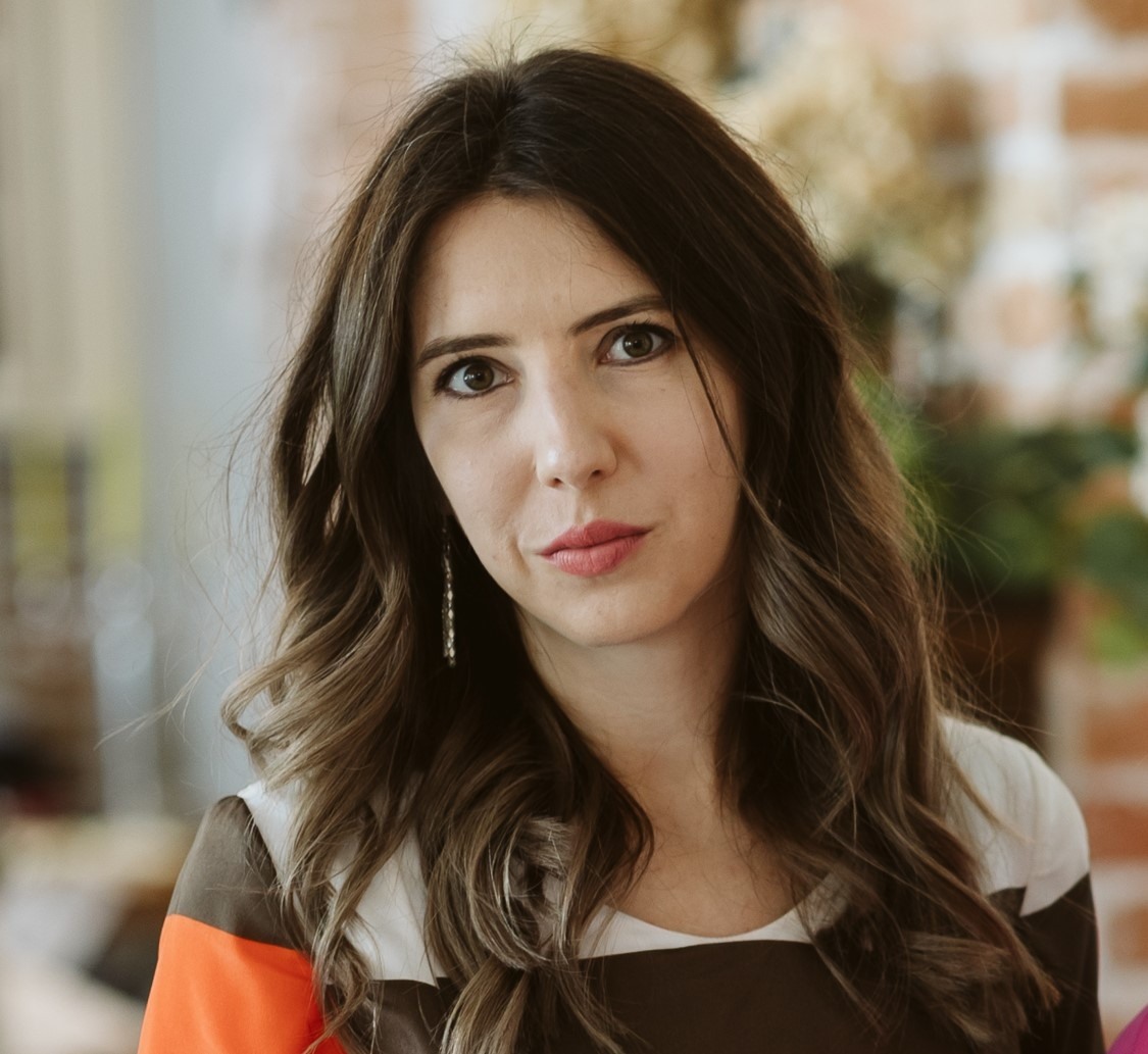 Sphera Franchise Group o numește pe Andrada Busuioc în funcția de Director de Comunicare Sphera Franchise Group o numește pe Andrada Busuioc în funcția de Director de Comunicare