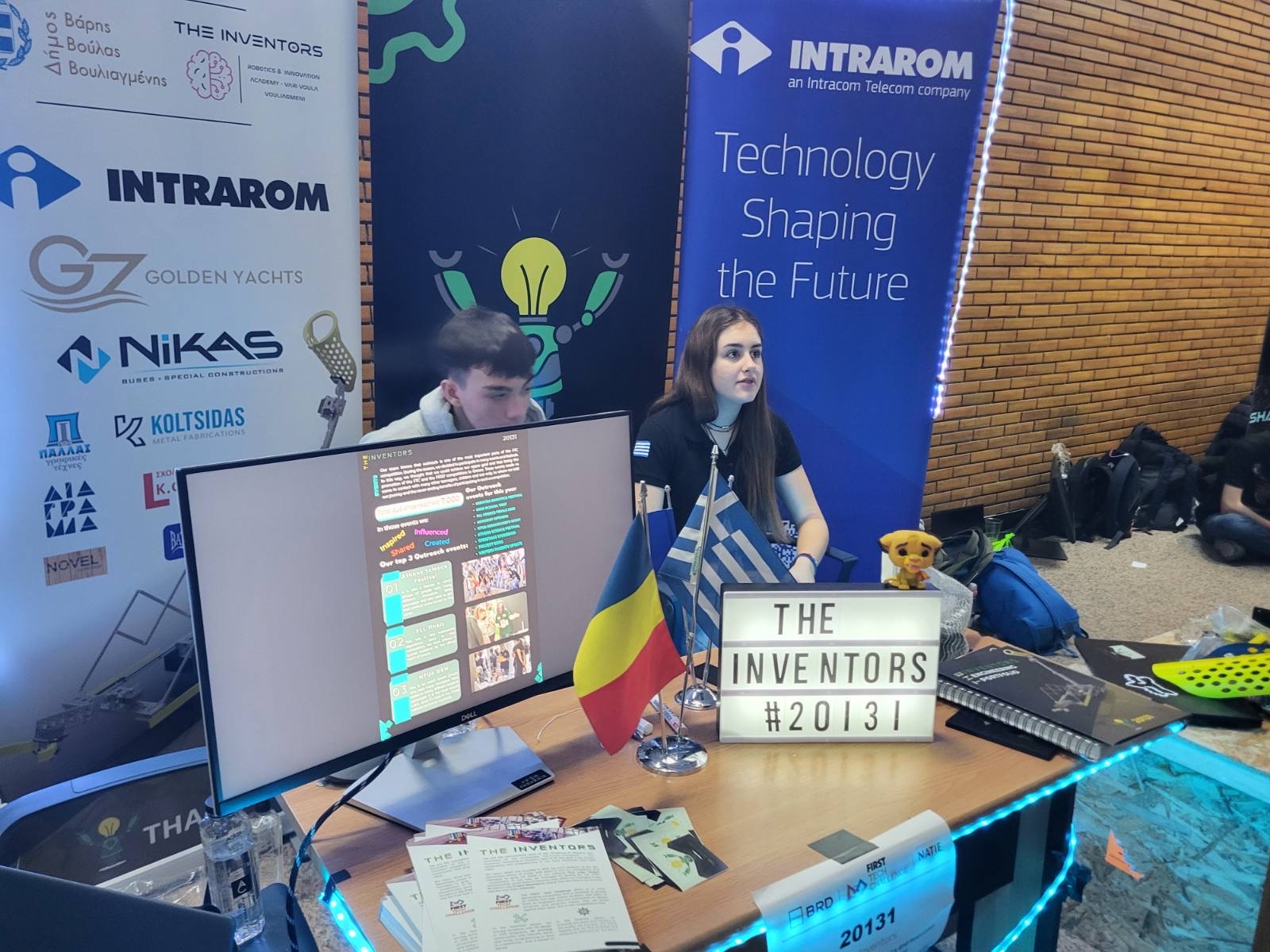 Intrarom sustine dezvoltarea tehnologiei robotice Intrarom sustine dezvoltarea tehnologiei robotice
