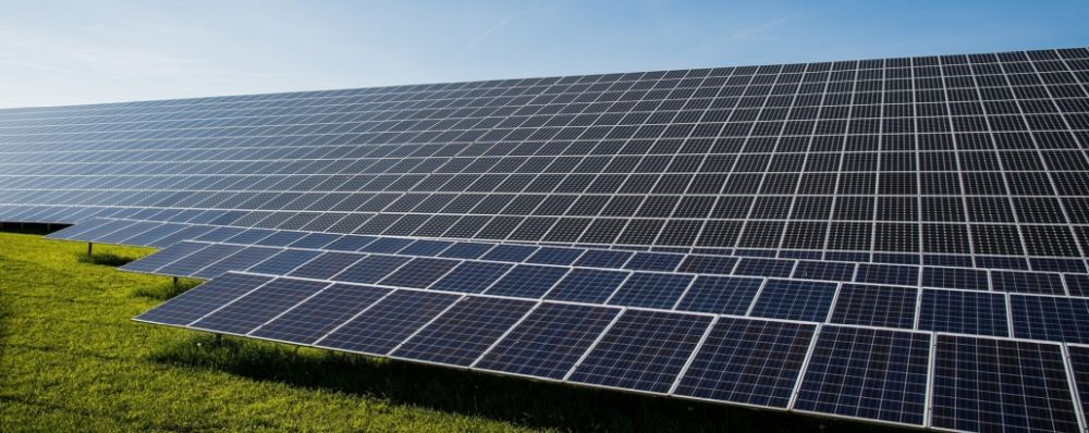 Banca Comercială Română a aranjat împreună cu Erste Group o facilitate de credit senior prin care Enery Power Holding a achiziționat un portofoliu de energie regenerabilă cu o capacitate totală de 81 MW 