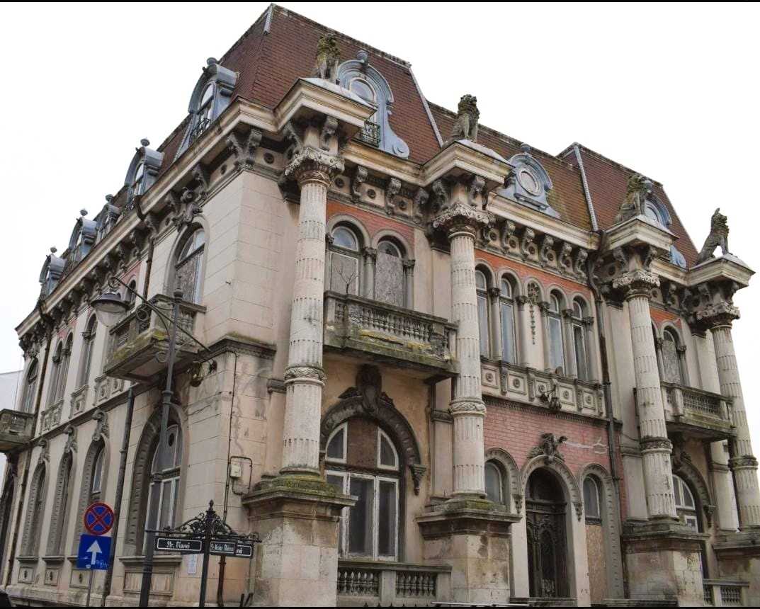 Monumentul istoric ”Casa cu Lei”, un simbol al orașului Constanța, a fost cumpărat de Monsson Trading