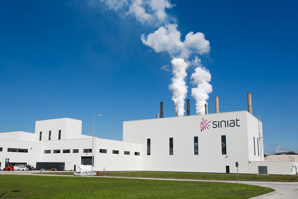 ETEX Building Performance (Siniat România) renunță la ambalajele din plastic pentru plăcile de gips-carton fabricate la Turceni ETEX Building Performance (Siniat România) renunță la ambalajele din plastic pentru plăcile de gips-carton fabricate la Turceni