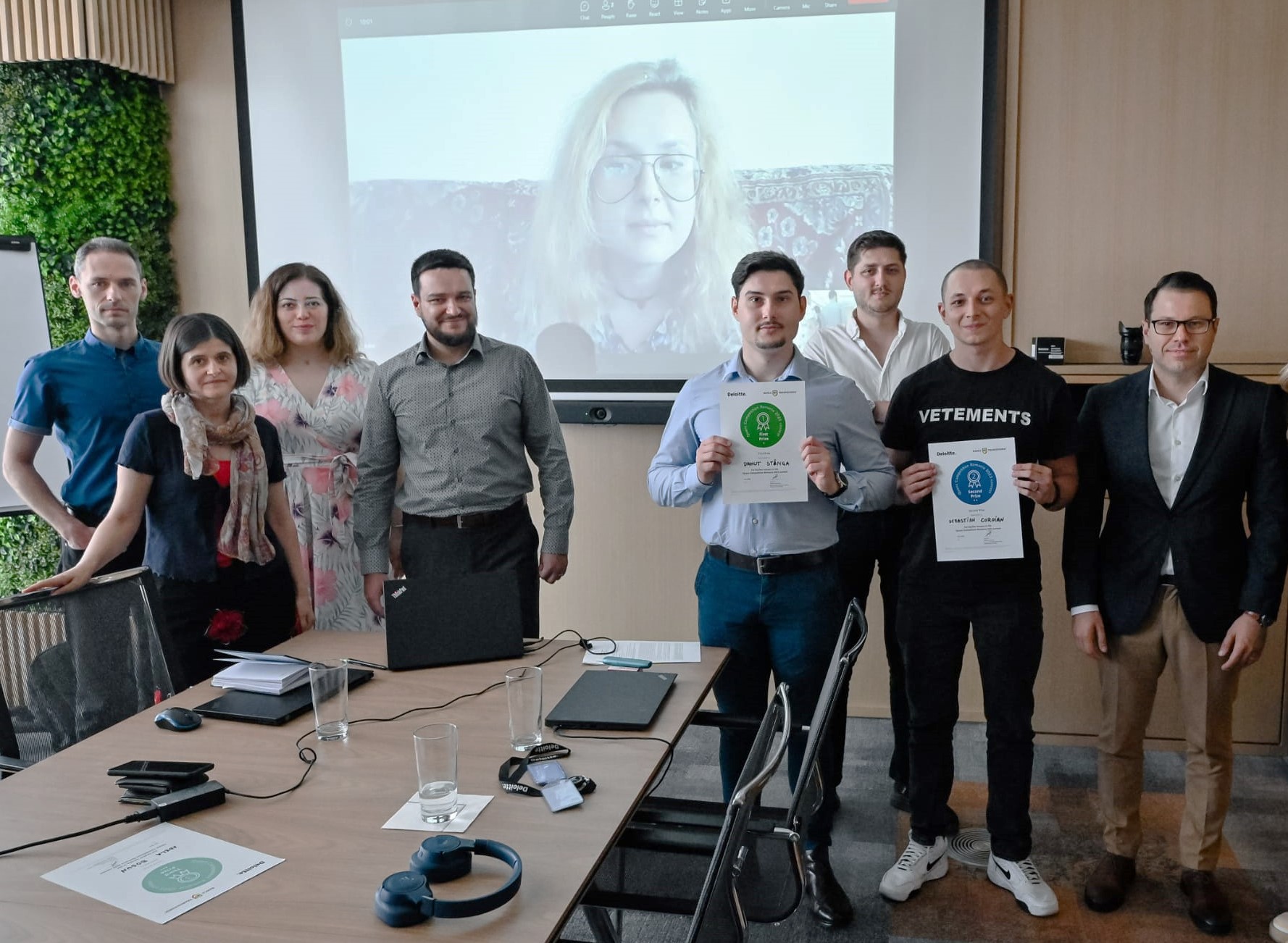 A doua ediție a Quant Competition, concursul în domeniul modelelor de risc de credit organizat de Deloitte România împreună cu Banca Transilvania, a fost câștigată de trei studenți din București, Cluj-Napoca și Timișoara A doua ediție a Quant Competition, concursul în domeniul modelelor de risc de credit organizat de Deloitte România împreună cu Banca Transilvania, a fost câștigată de trei studenți din București, Cluj-Napoca și Timișoara