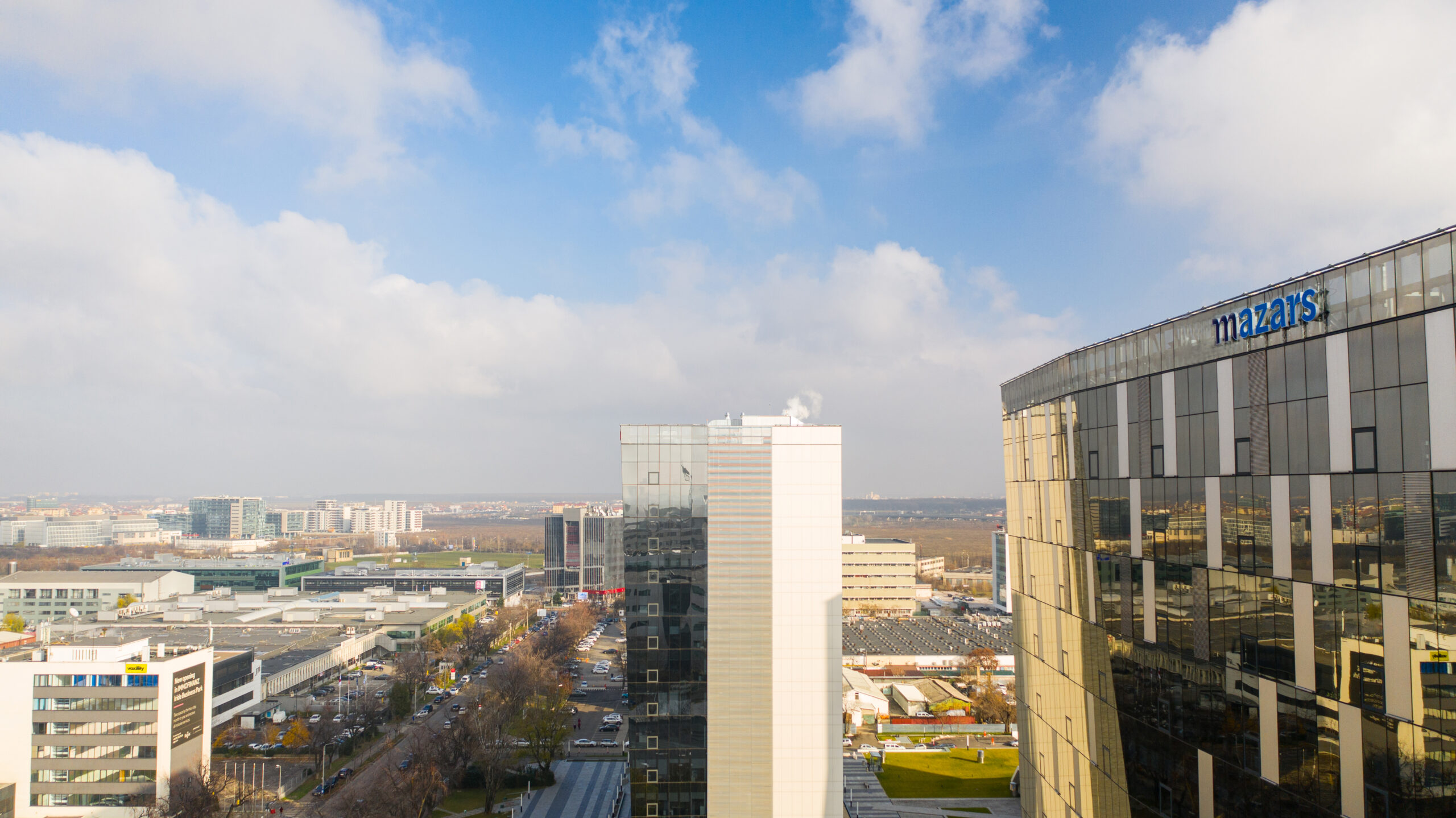 Studiu Mazars: 83% dintre liderii C-suite din România au o perspectivă pozitivă de creștere în 2024 Studiu Mazars: 83% dintre liderii C-suite din România au o perspectivă pozitivă de creștere în 2024