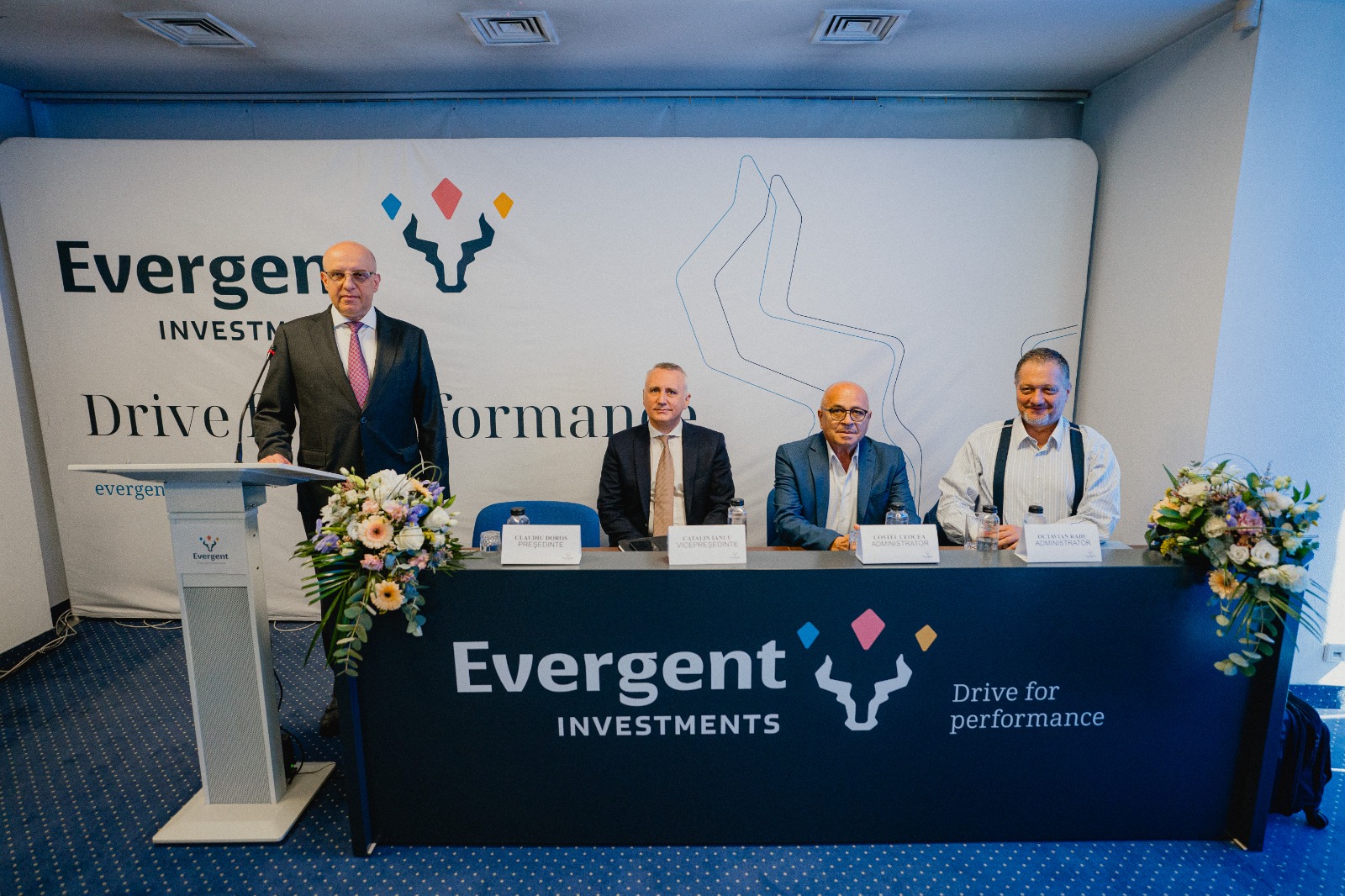 Acționarii EVERGENT Investments aprobă dividende de 81,7 milioane de lei, cu un randament de 7,06 % Acționarii EVERGENT Investments aprobă dividende de 81,7 milioane de lei, cu un randament de 7,06 %