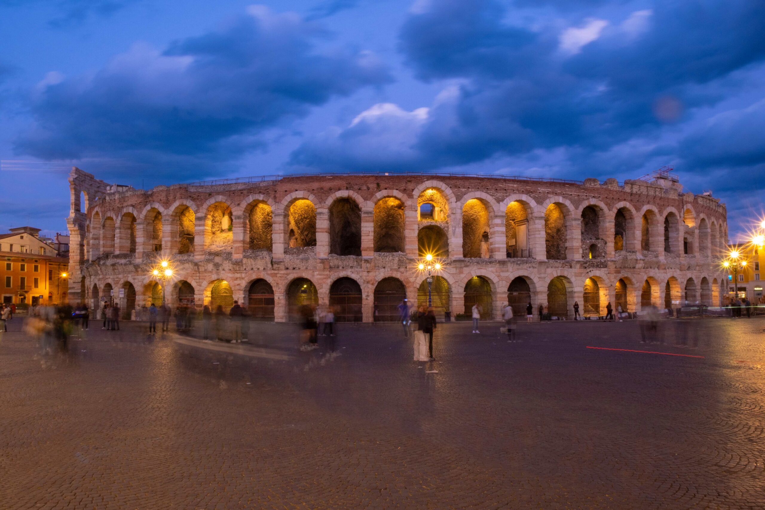 UniCredit oferă clienților o reducere exclusivă de 20% la biletele pentru Festivalul de Operă Arena di Verona