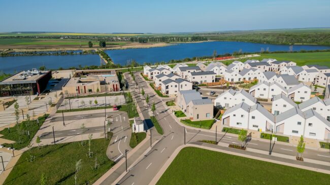 Liziera de Lac, ansamblul imobiliar dezvoltat de Liebrecht & wooD, continuă să își extindă facilitățile prin inaugurarea clădirii Agora