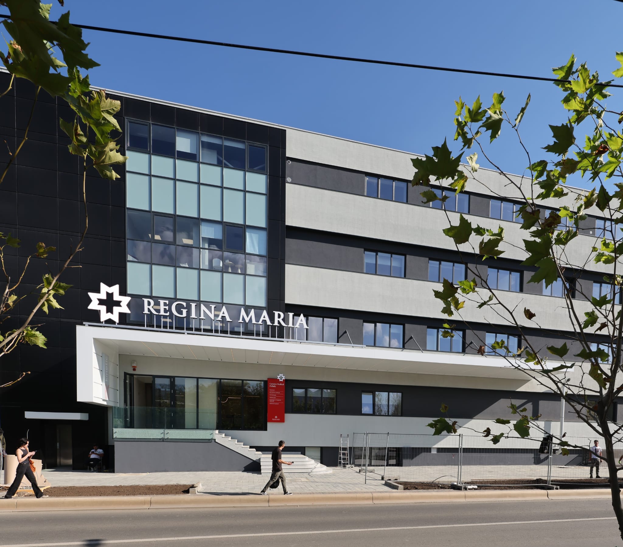 Rețeaua de sănătate REGINA MARIA deschide Campusul Medical Pallady, o investiție de 16 milioane de euro Rețeaua de sănătate REGINA MARIA deschide Campusul Medical Pallady, o investiție de 16 milioane de euro
