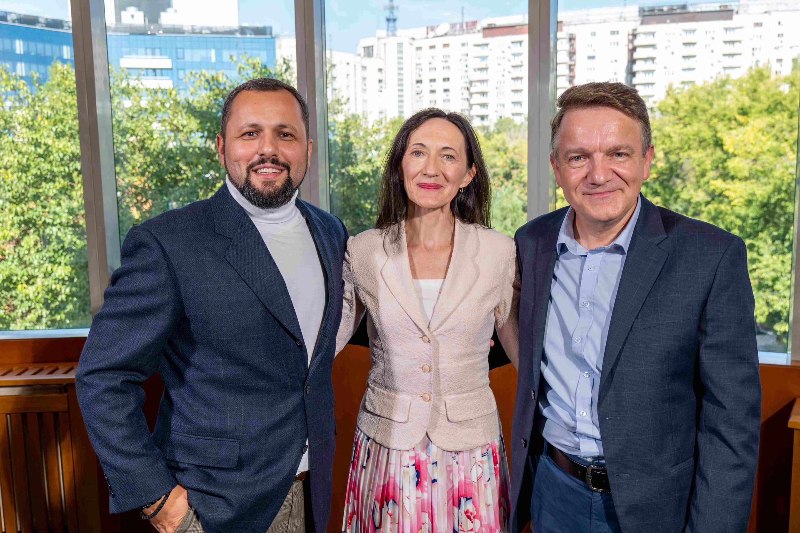 Tăierea cheltuielilor neesențiale, economisirea, creditarea responsabilă, investițiile pe termen lung și planificarea financiară Tăierea cheltuielilor neesențiale, economisirea, creditarea responsabilă, investițiile pe termen lung și planificarea financiară