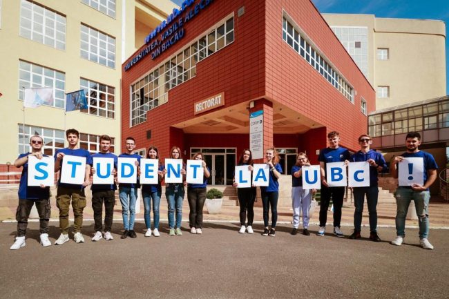 DAN AIR susține performanța în educație și încheie un acord cu Universitatea „Vasile Alecsandri” din Bacău