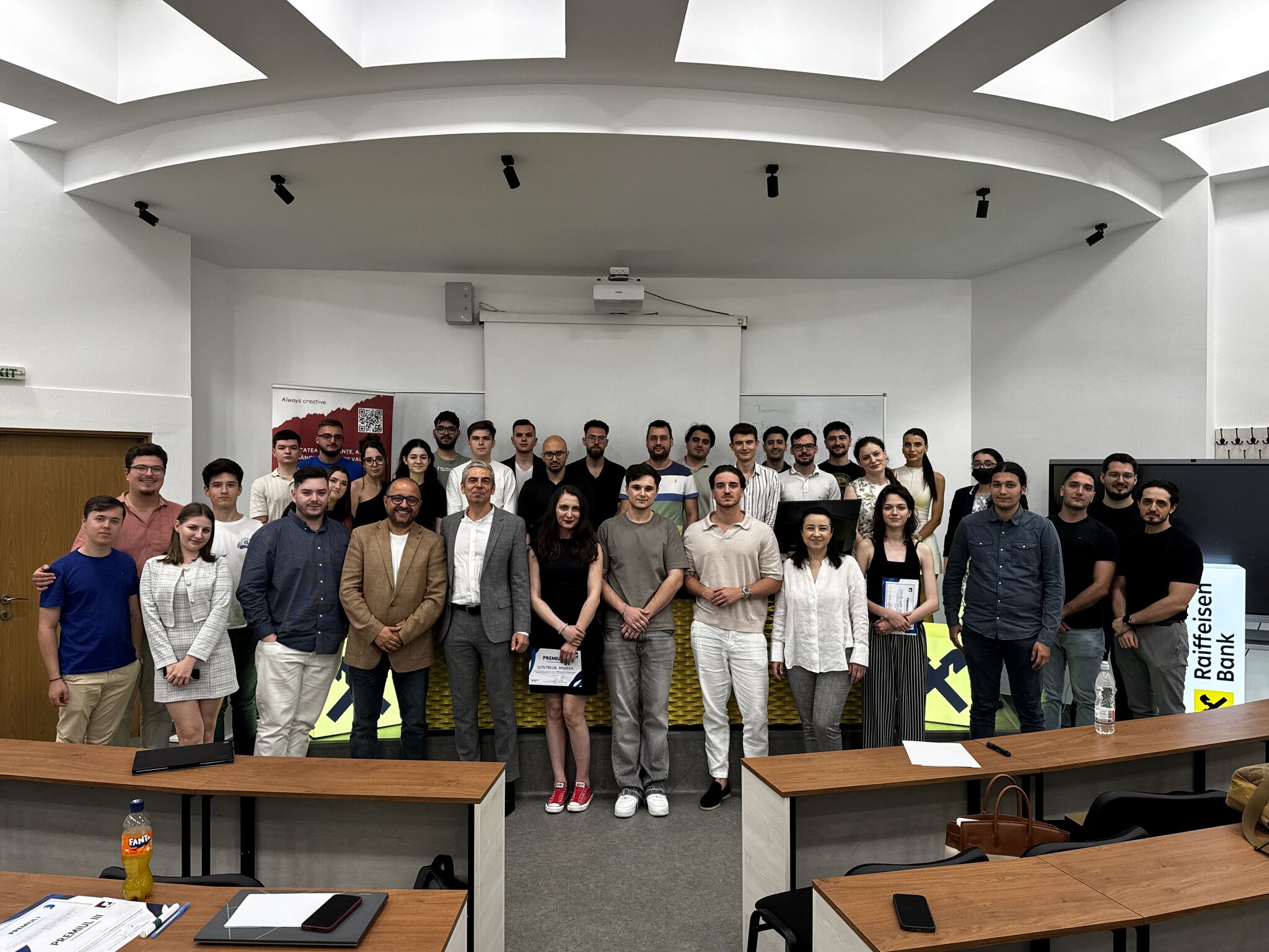 Primul Hackathon FABBV – un eveniment dedicat creativității și inovației în domeniul financiar și tehnologic Primul Hackathon FABBV – un eveniment dedicat creativității și inovației în domeniul financiar și tehnologic